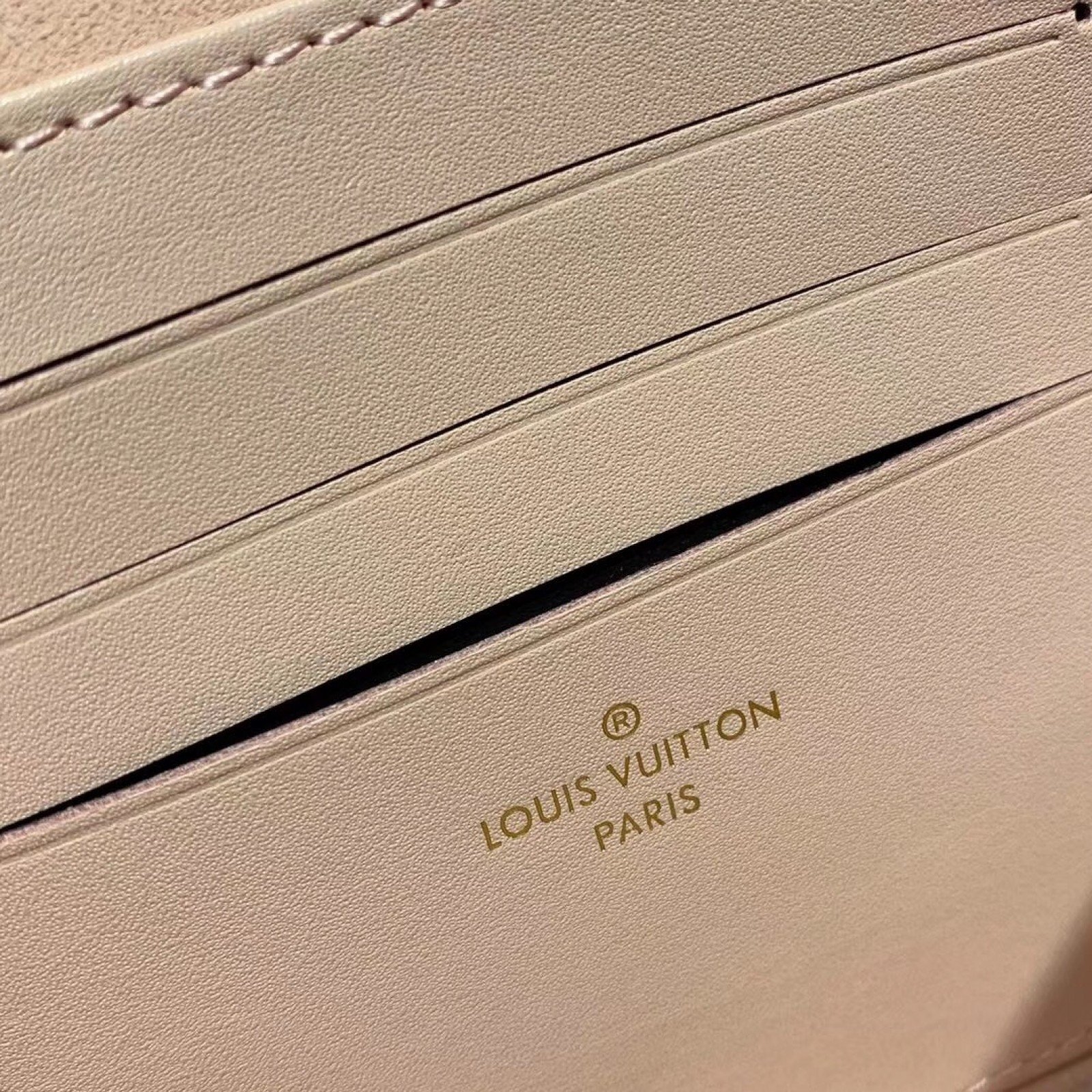LV POCHETTE DOUBLE ZIP M67561RQ
