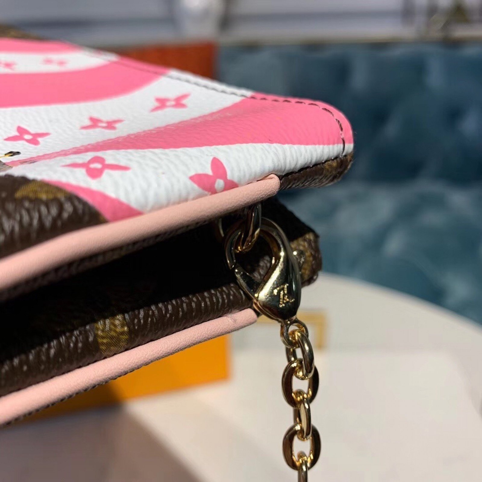 LV POCHETTE DOUBLE ZIP M67561RQ
