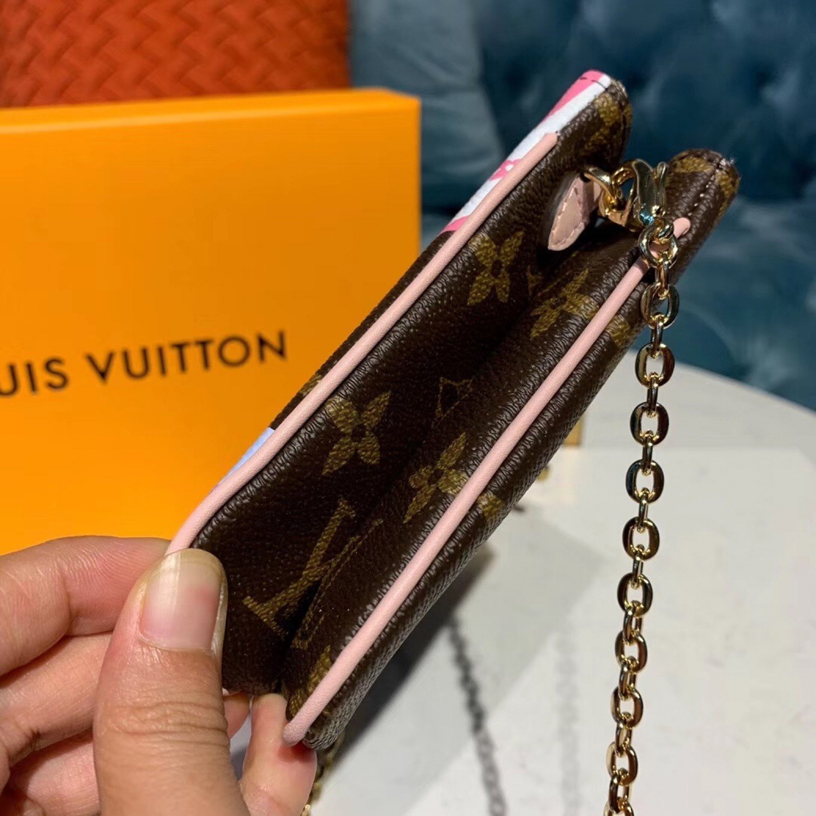 LV POCHETTE DOUBLE ZIP M67561RQ