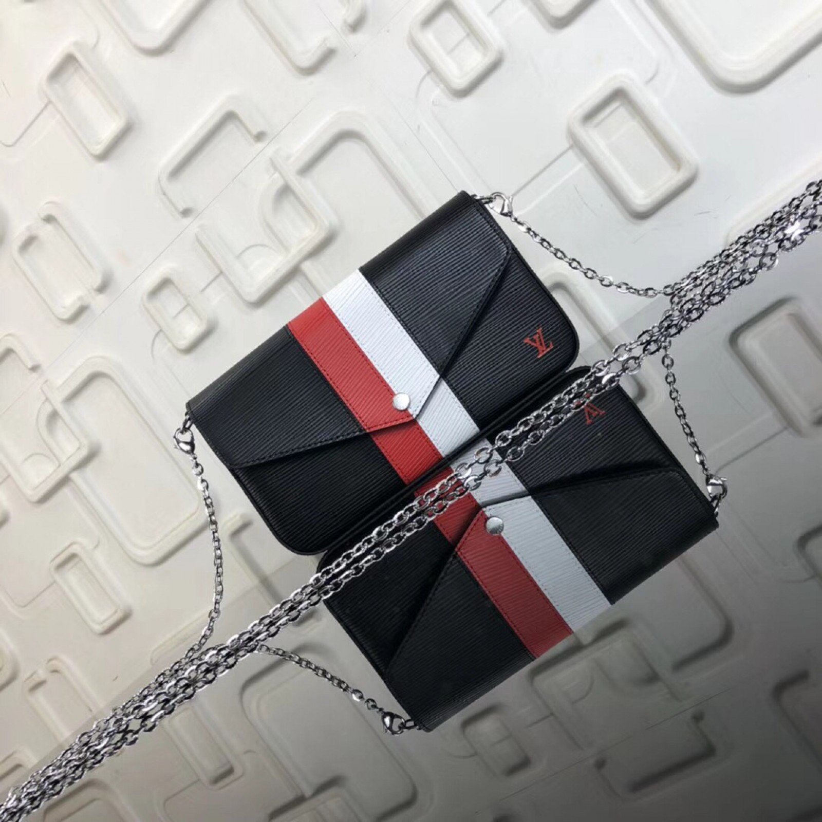LV POCHETTE FELICIE Bag M62892