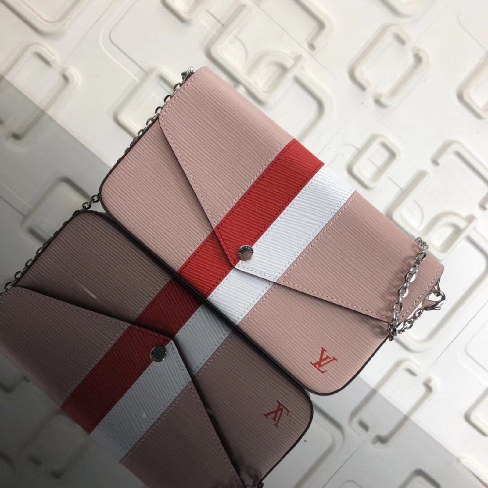 LV POCHETTE FELICIE Bag M62892