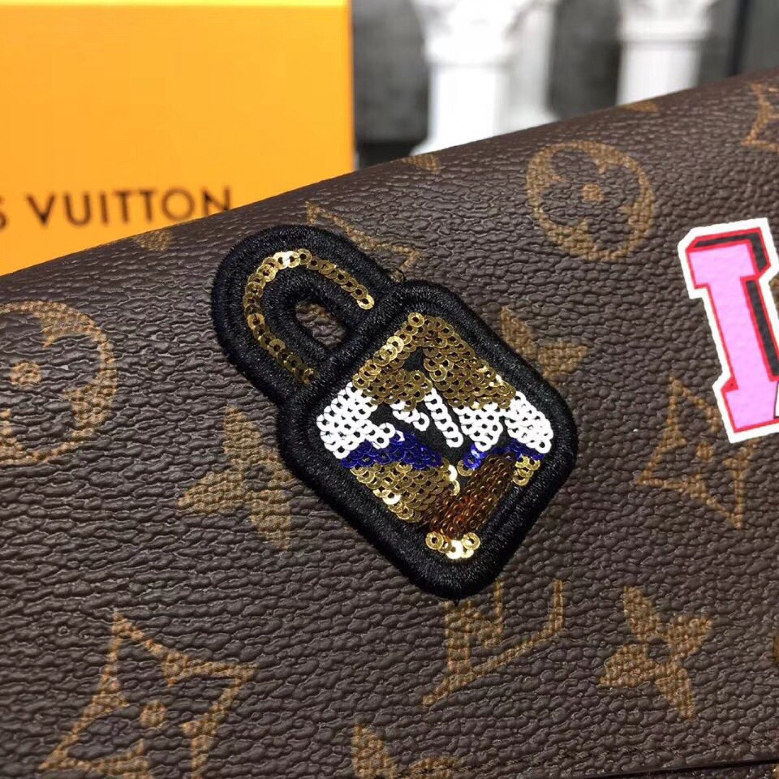 LV POCHETTE FELICIE M61276XH