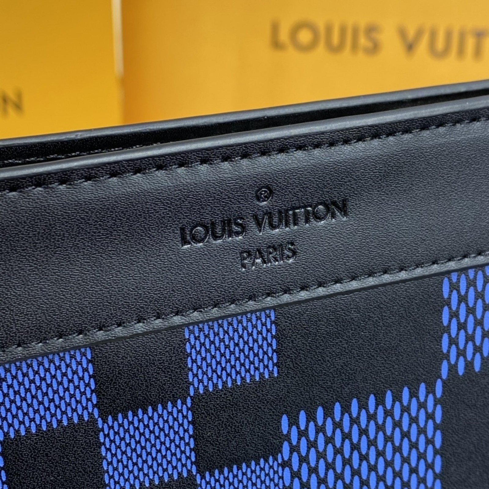 LV POCHETTE M60450