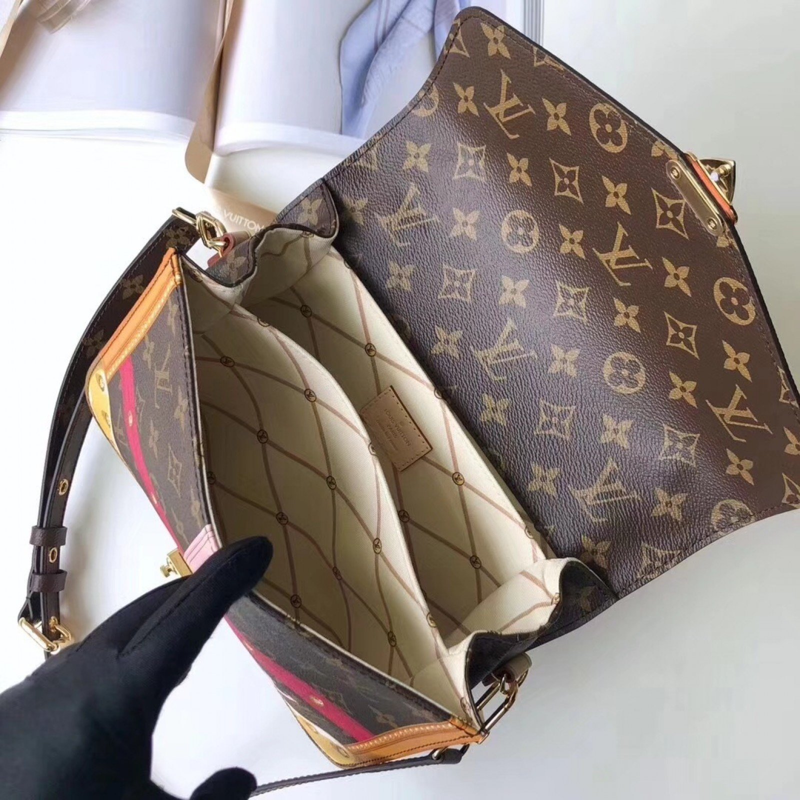 LV POCHETTE METIS Bag M43628