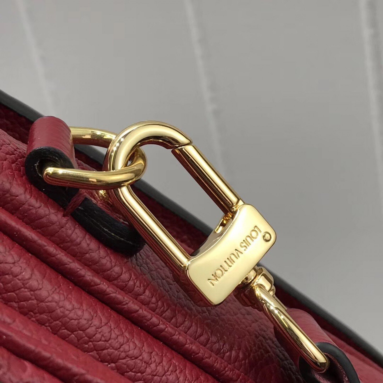 LV POCHETTE METIS M44793