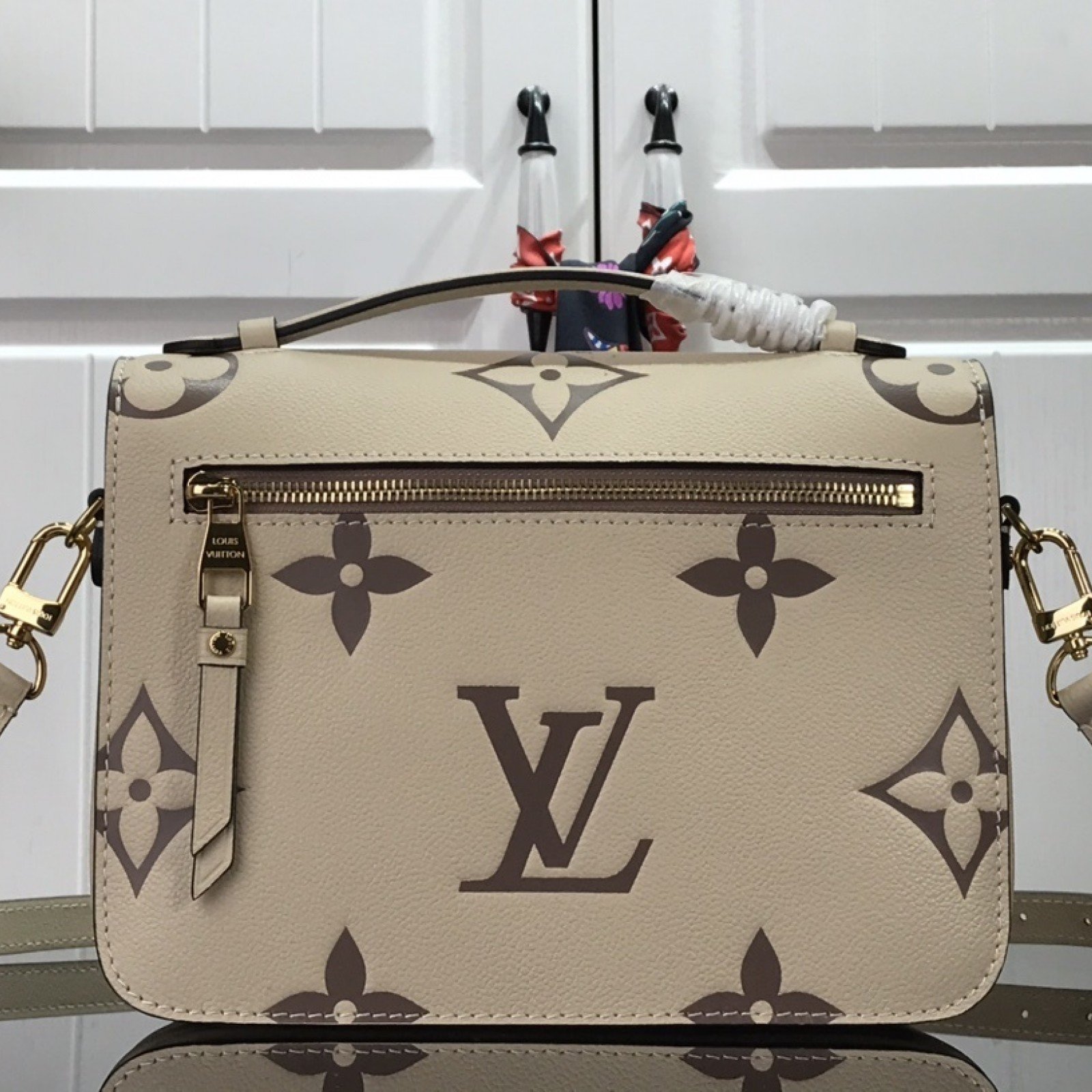 LV POCHETTE METIS M45596