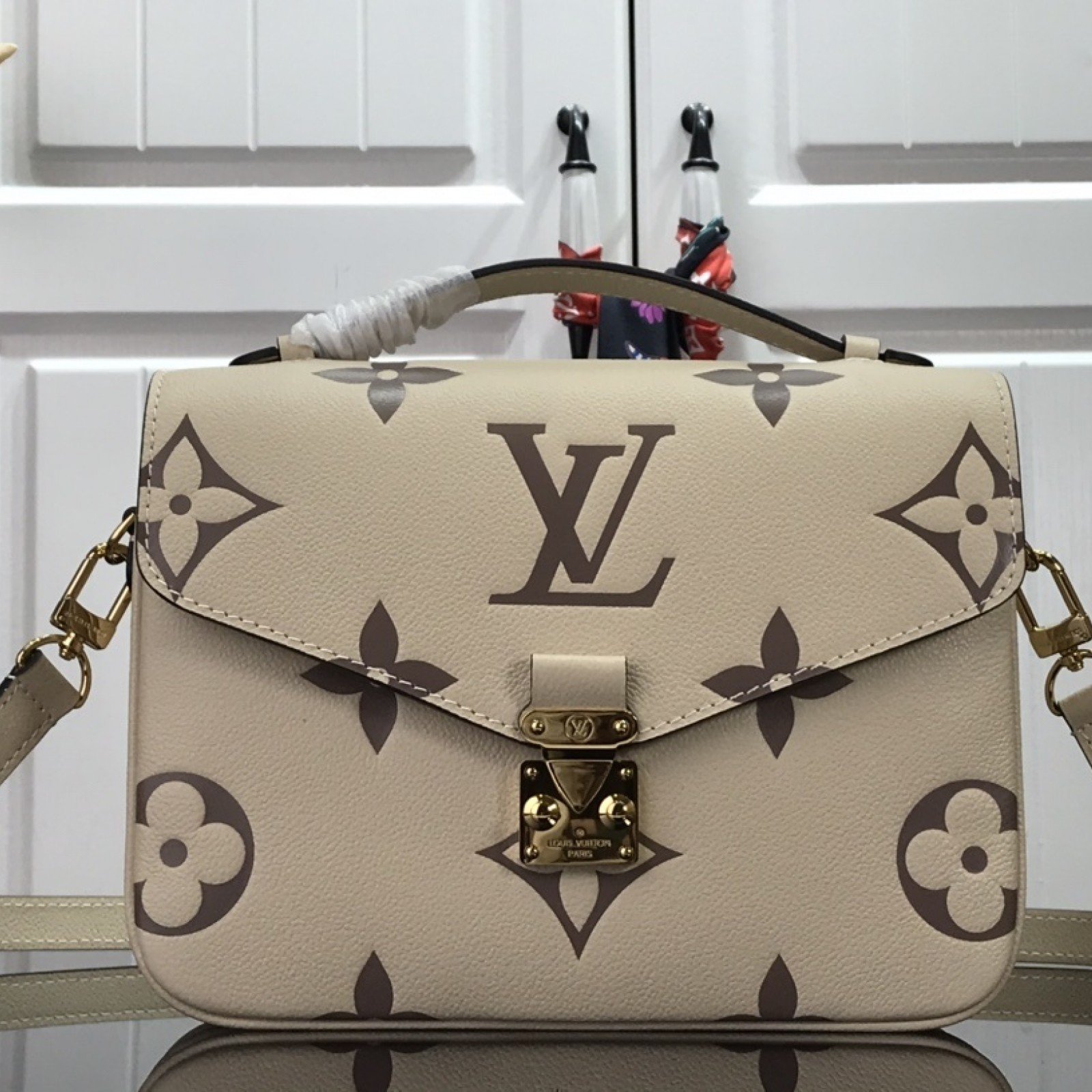 LV POCHETTE METIS M45596