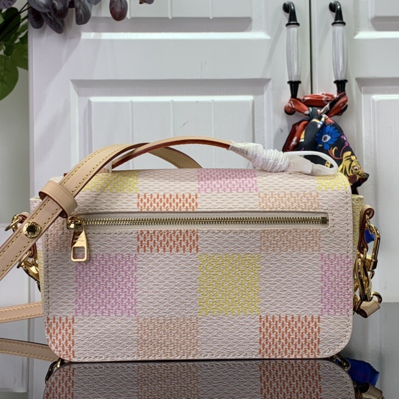LV POCHETTE MÉTIS EAST WEST n40749