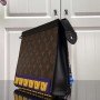 LV POCHETTE VOYAGE M80792