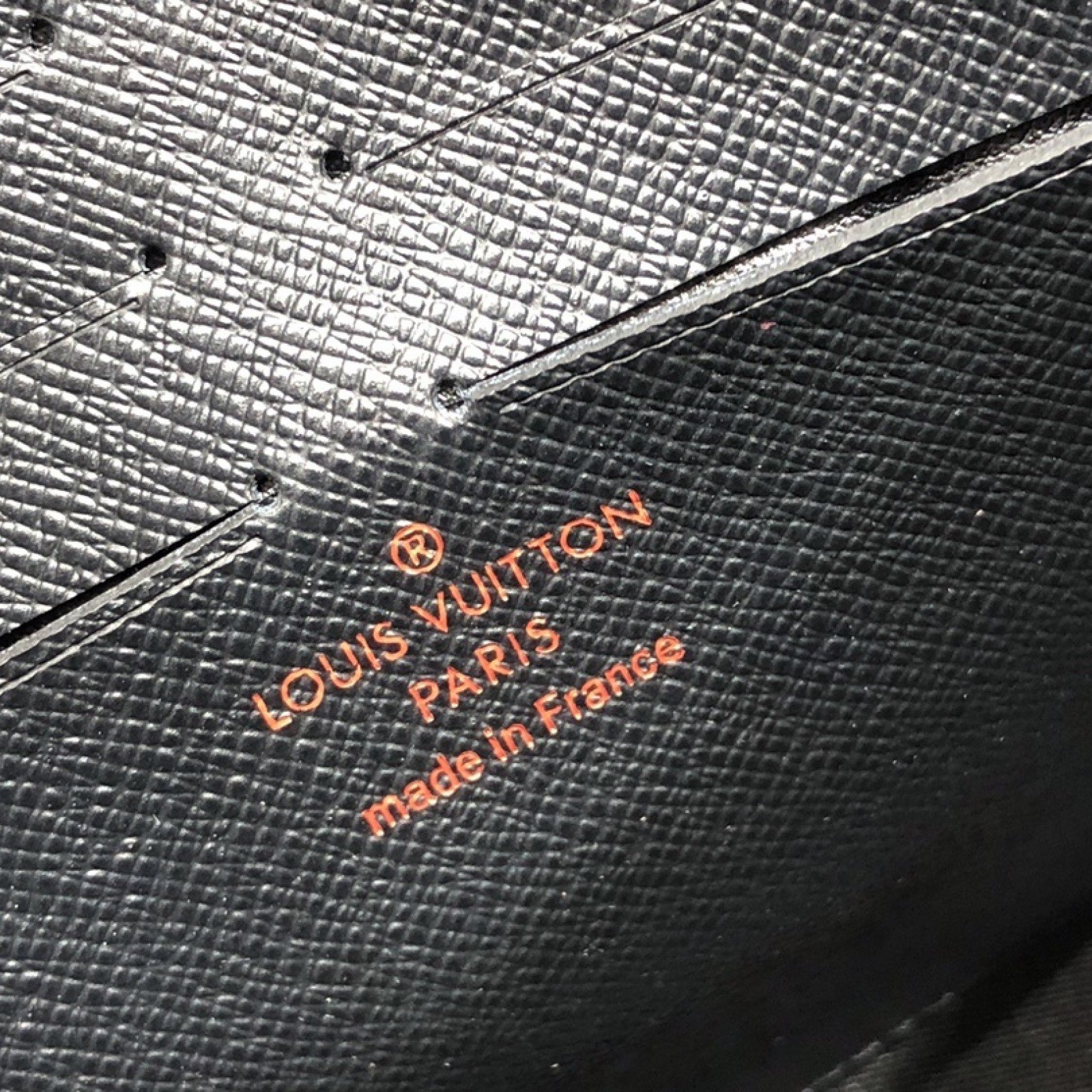 LV POCHETTE VOYAGE M80792