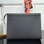 LV POCHETTE VOYAGE MM M30395
