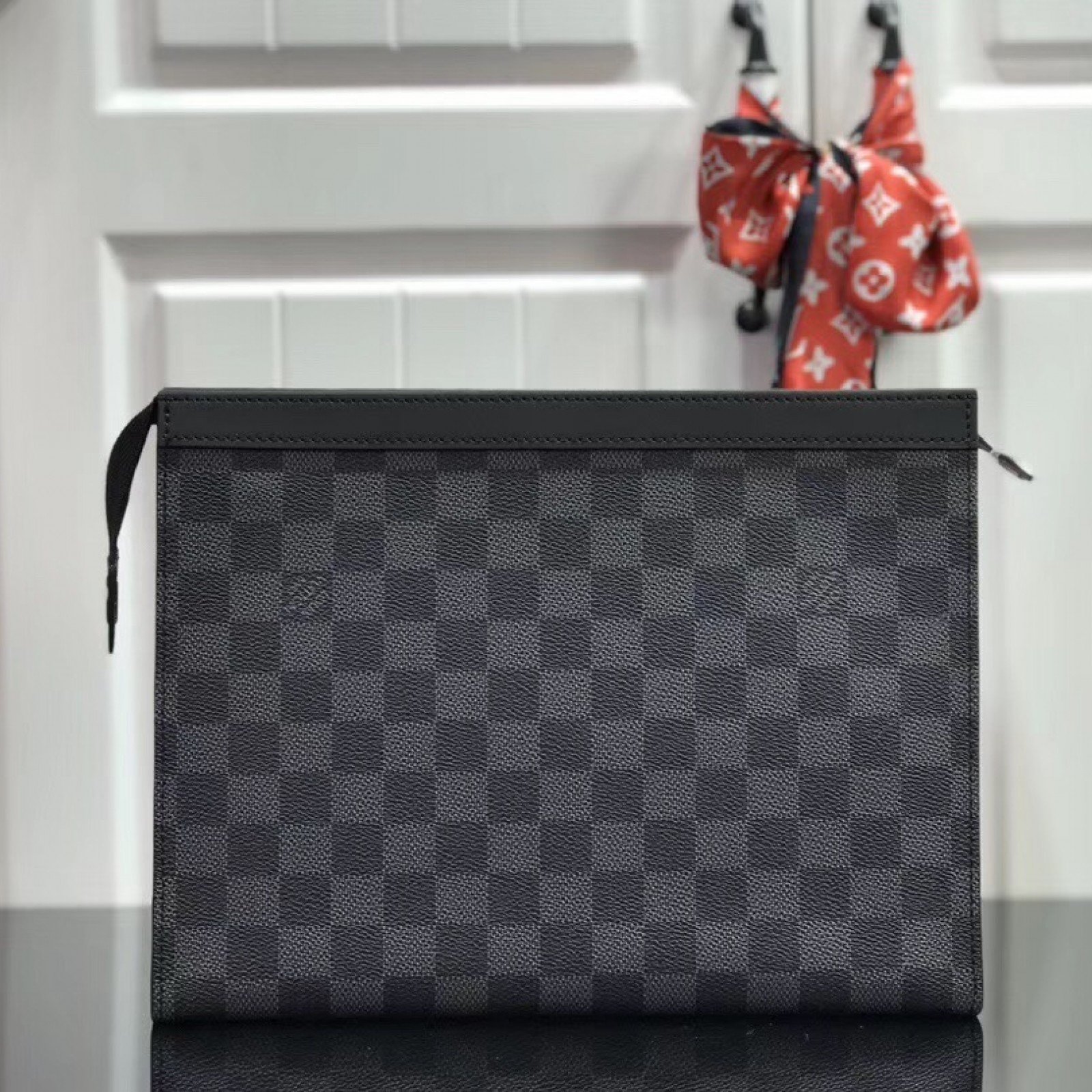 LV POCHETTE VOYAGE MM M41696