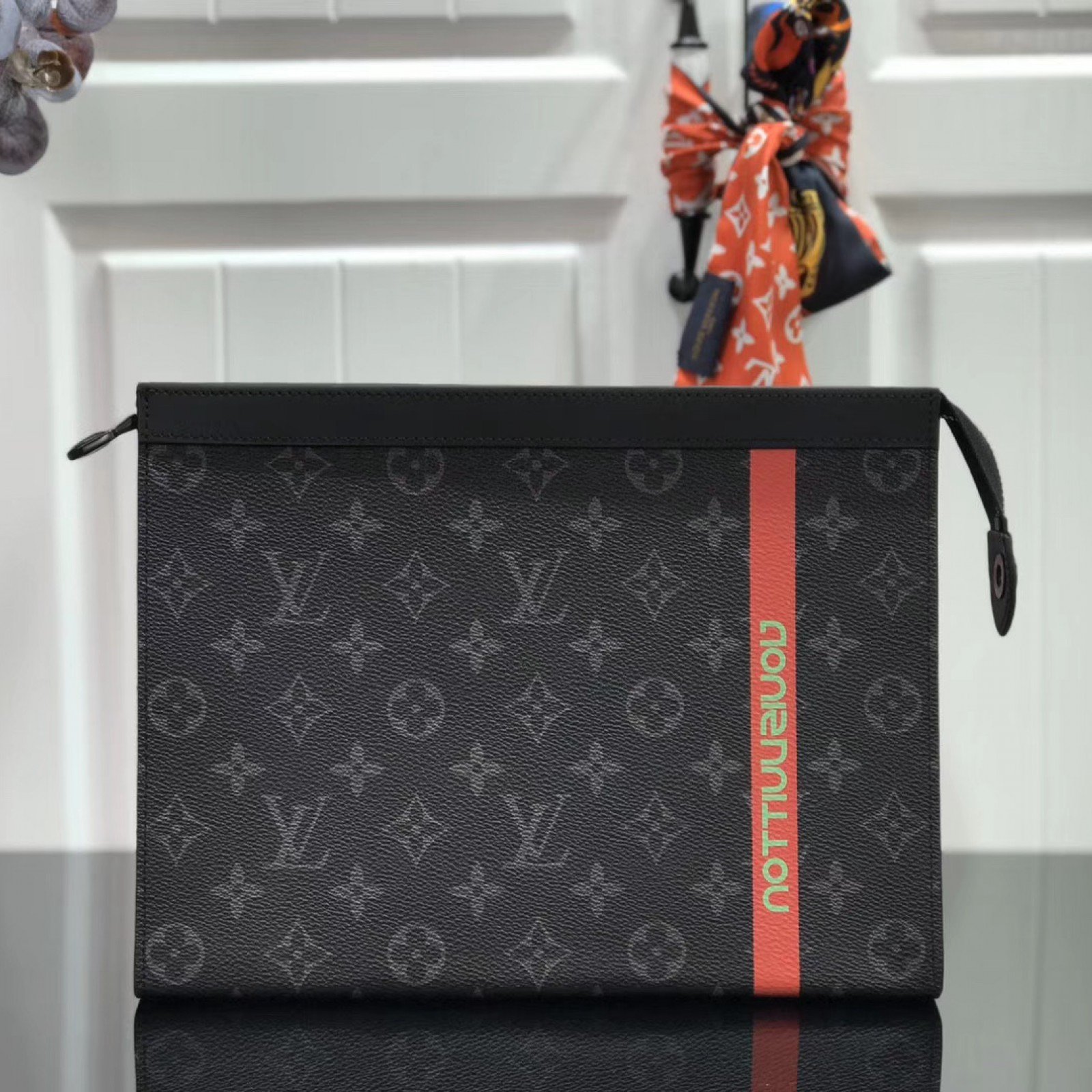 LV POCHETTE VOYAGE MM N64444