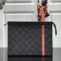 LV POCHETTE VOYAGE MM N64444