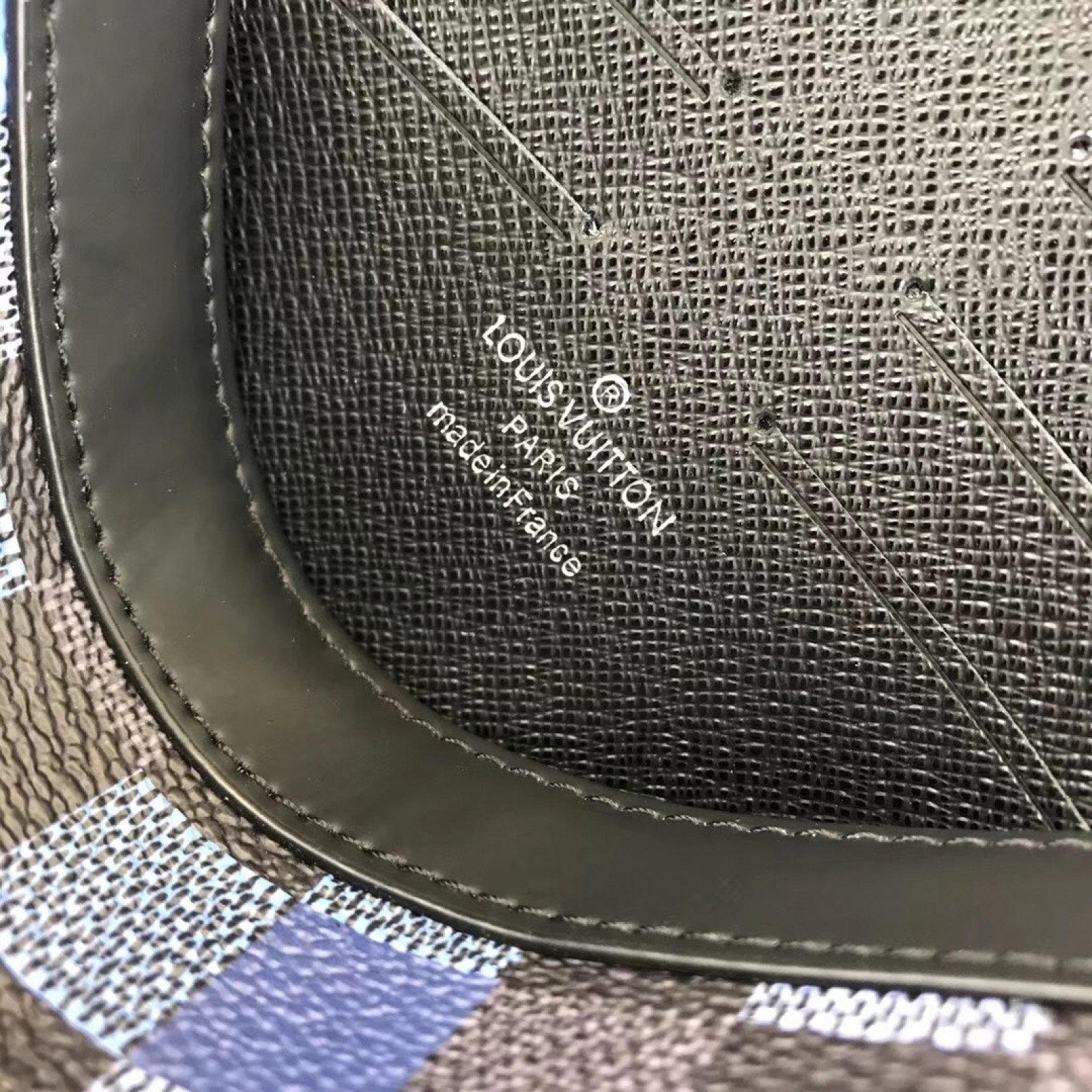 LV POCHETTE VOYAGE N41696CG