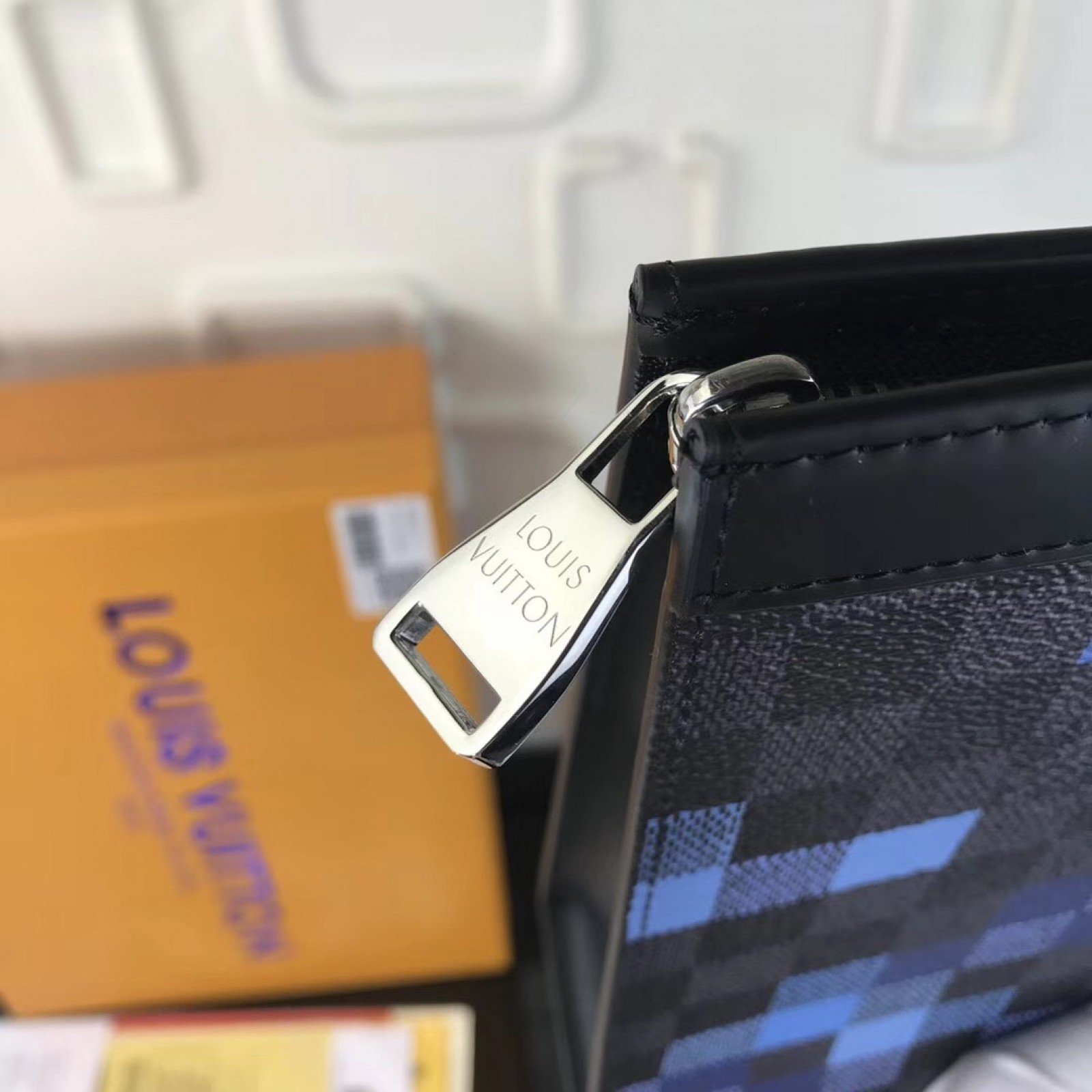 LV POCHETTE VOYAGE N41696CG