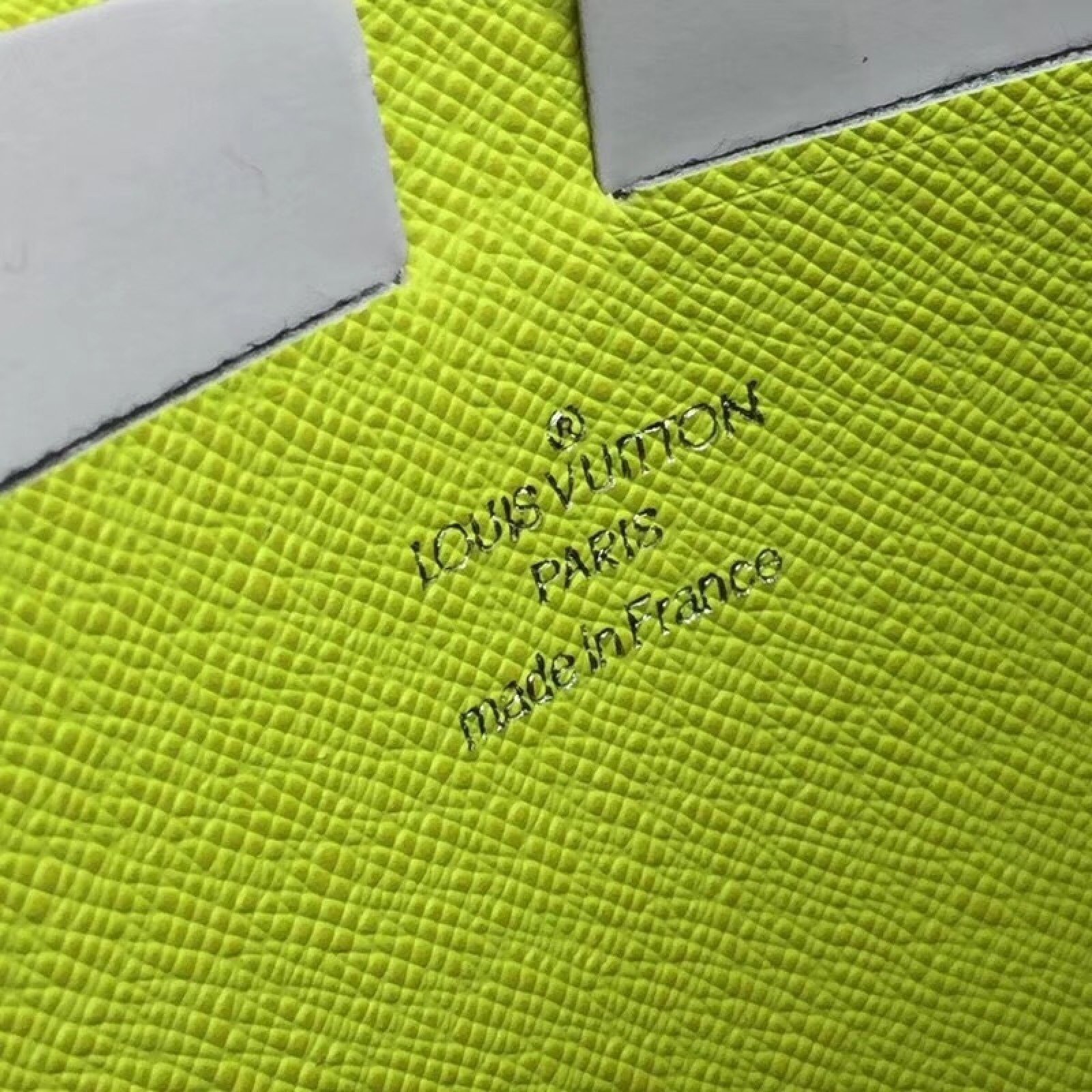 LV POCHETTE VOYAGE N60107