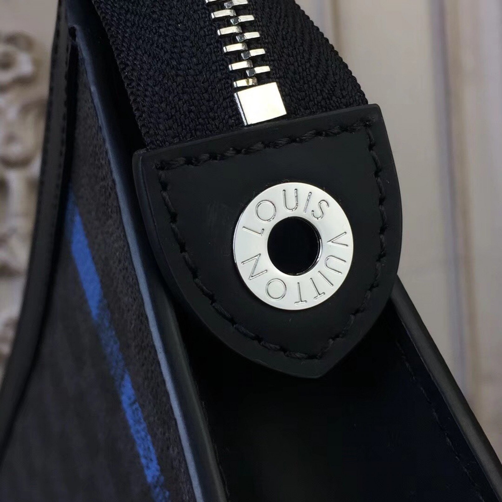LV POCHETTE VOYAGE N60107