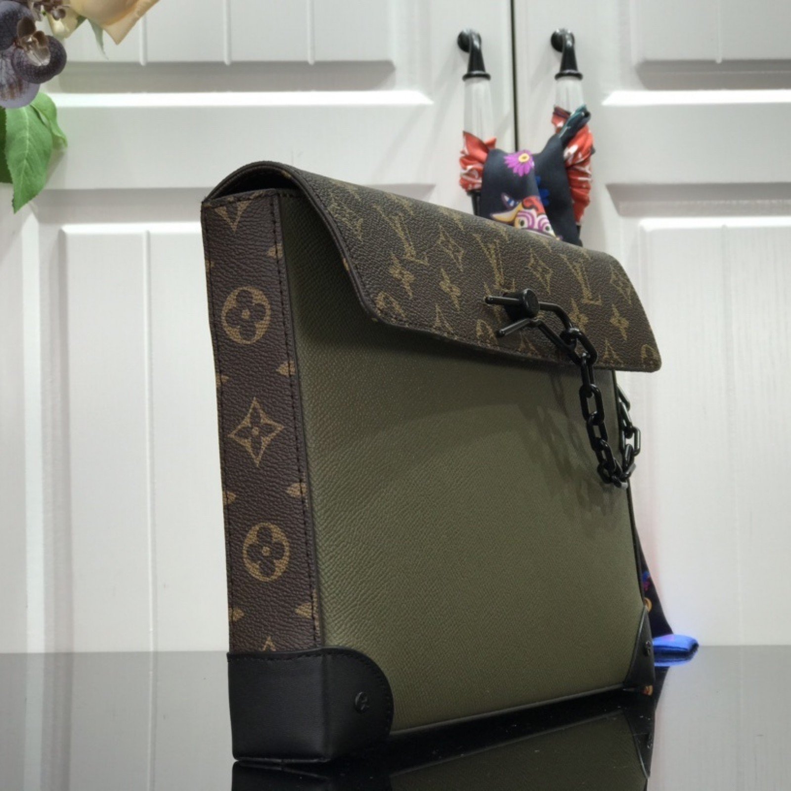 LV POCHETTE VOYAGE STEAMER M30583