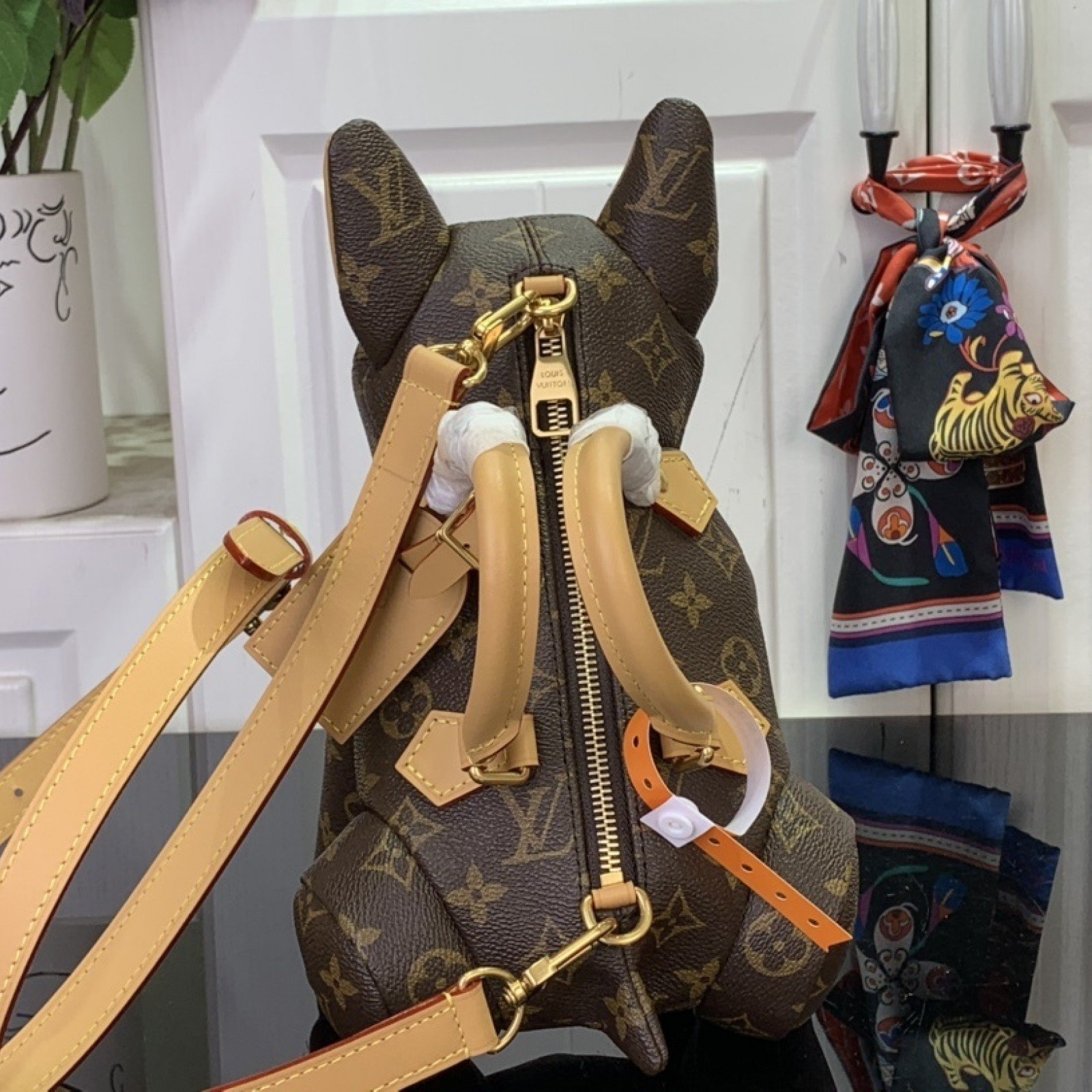 LV POOCH BAG M12617