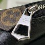 LV Pochette Cosmétique M15206