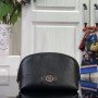LV Pochette Cosmétique M15206