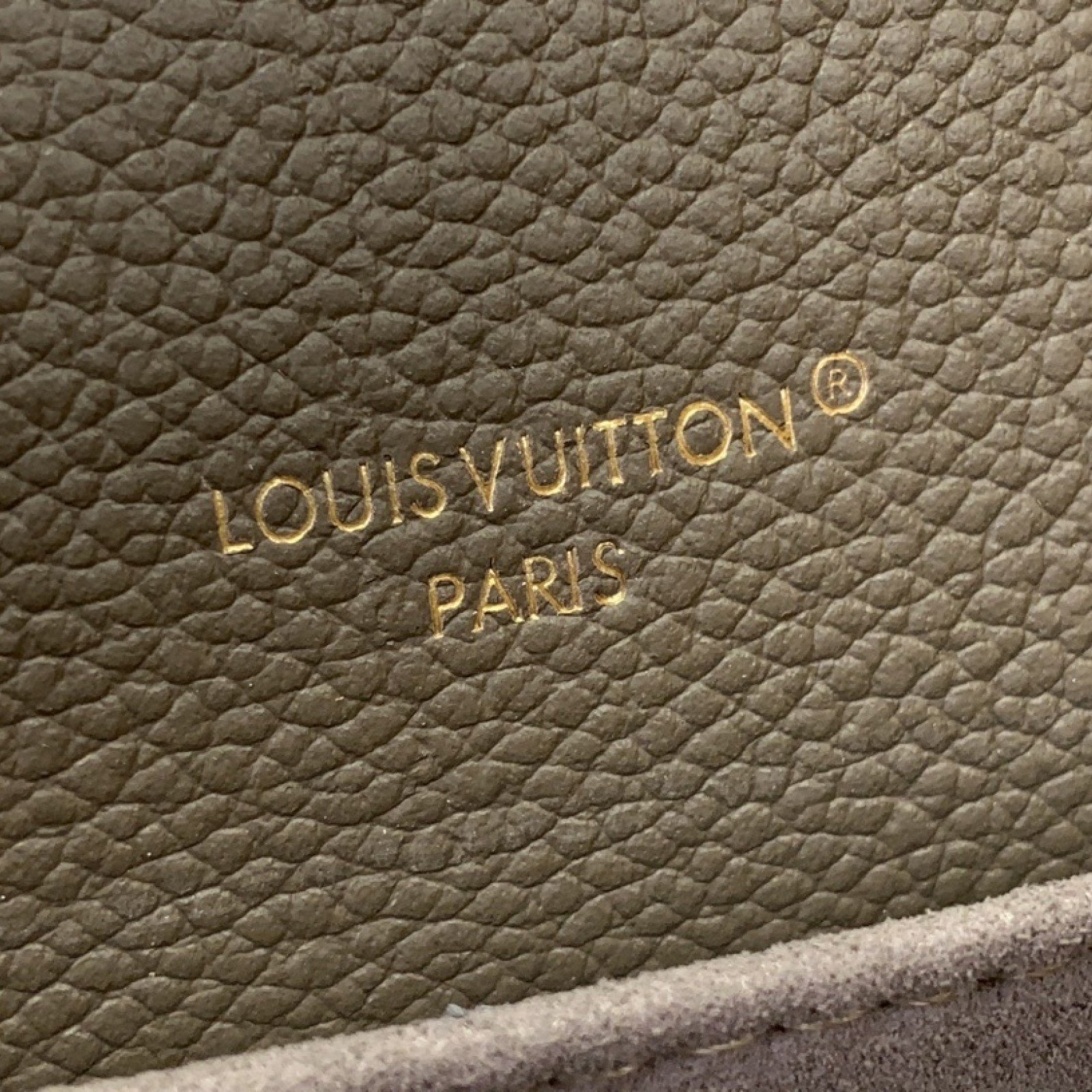 LV Pochette Metis East West m25910