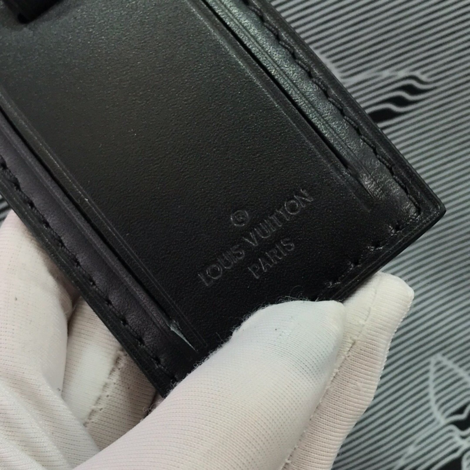 LV REVERSIBLE KEEPALL BANDOULIERE 50 M44939
