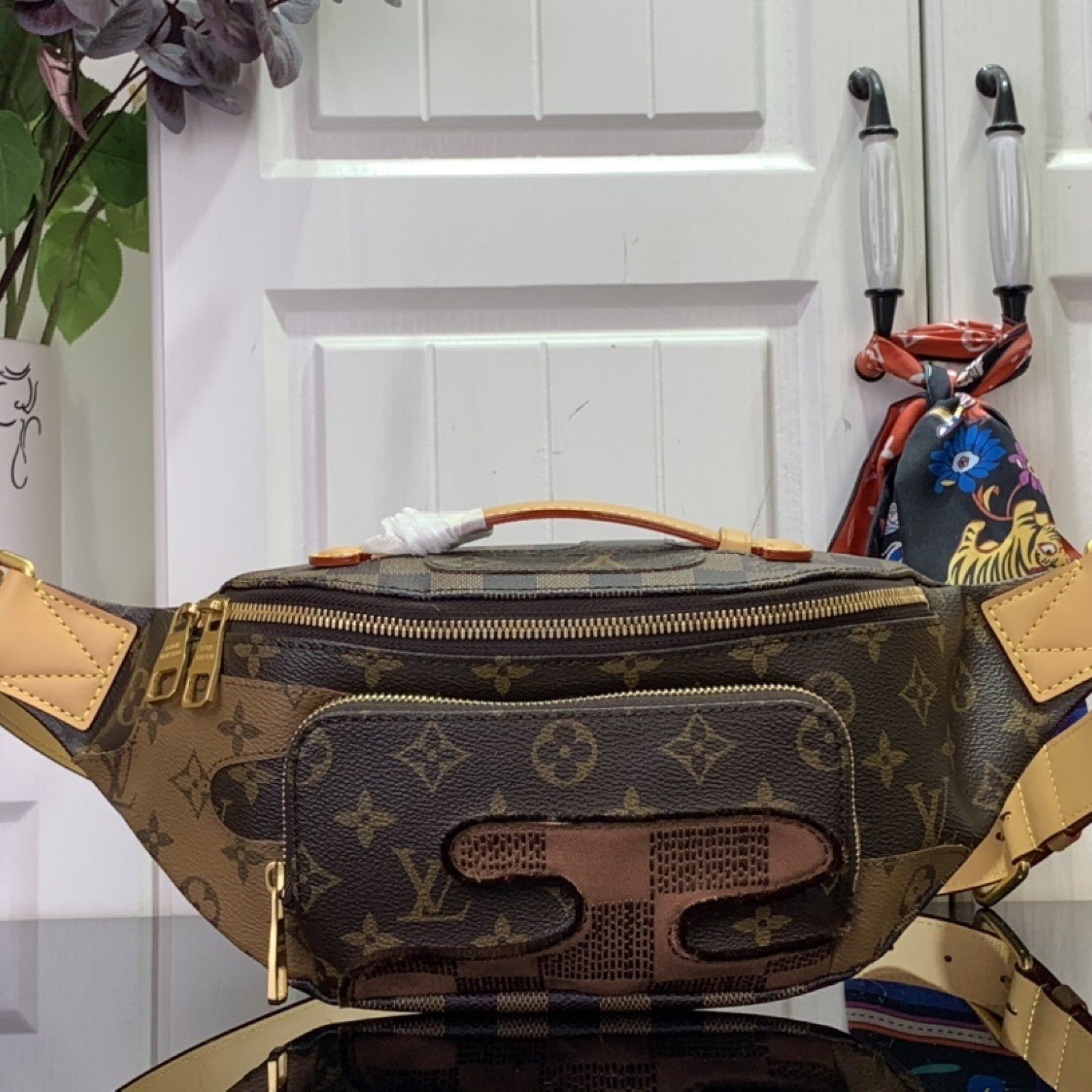 LV RUSH  m15271