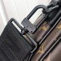 LV S LOCK MESSENGER M45806