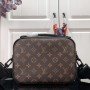 LV S LOCK MESSENGER M45806