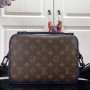 LV S LOCK MESSENGER M45806
