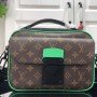 LV S LOCK MESSENGER M46246