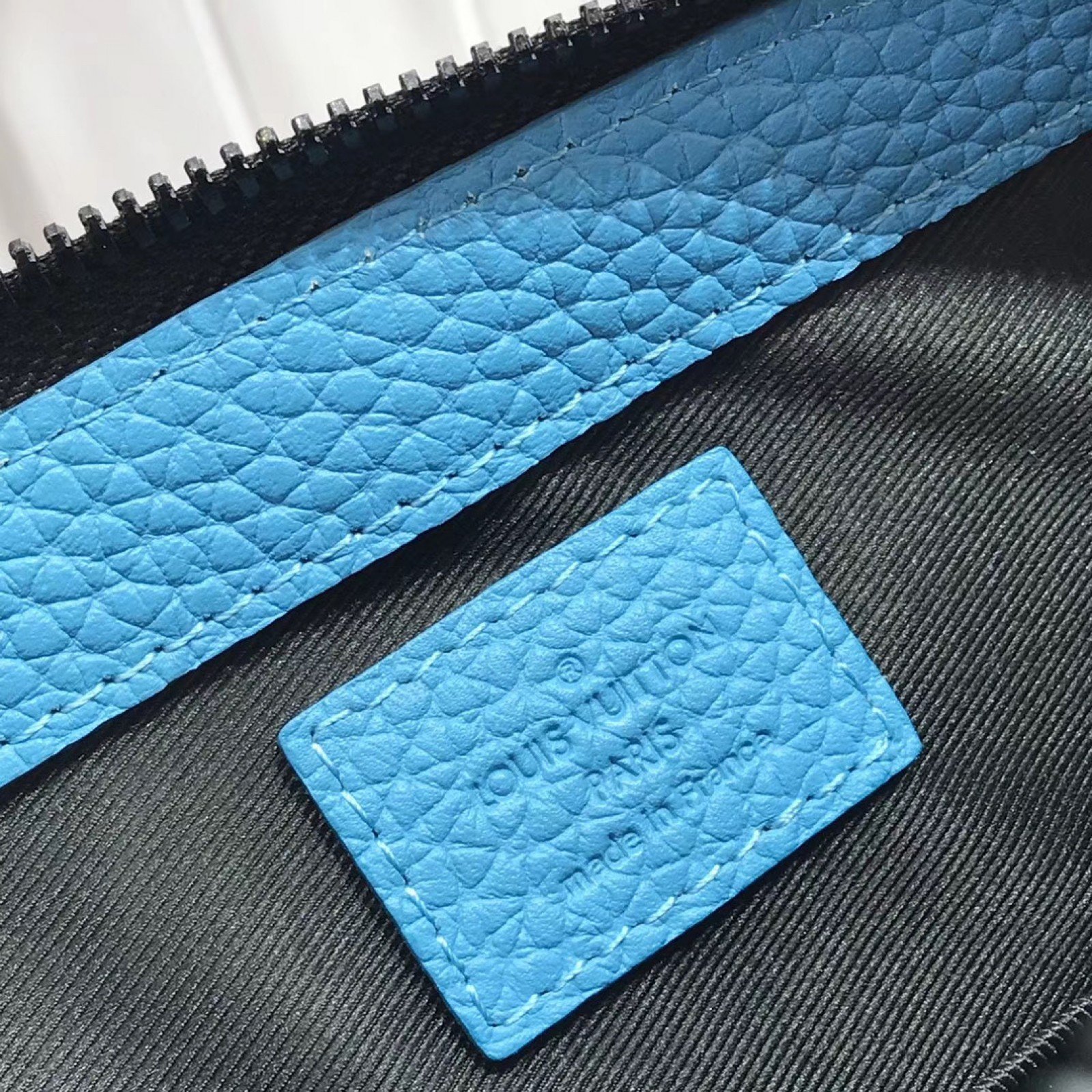 LV SAC PLAT M44476YF