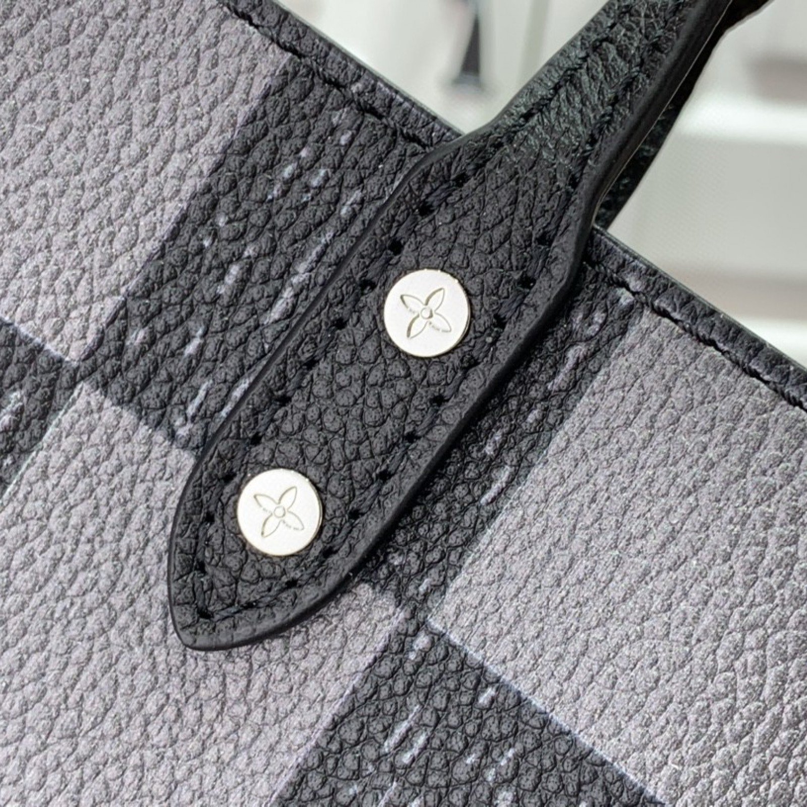 LV SAC PLAT XS N60495
