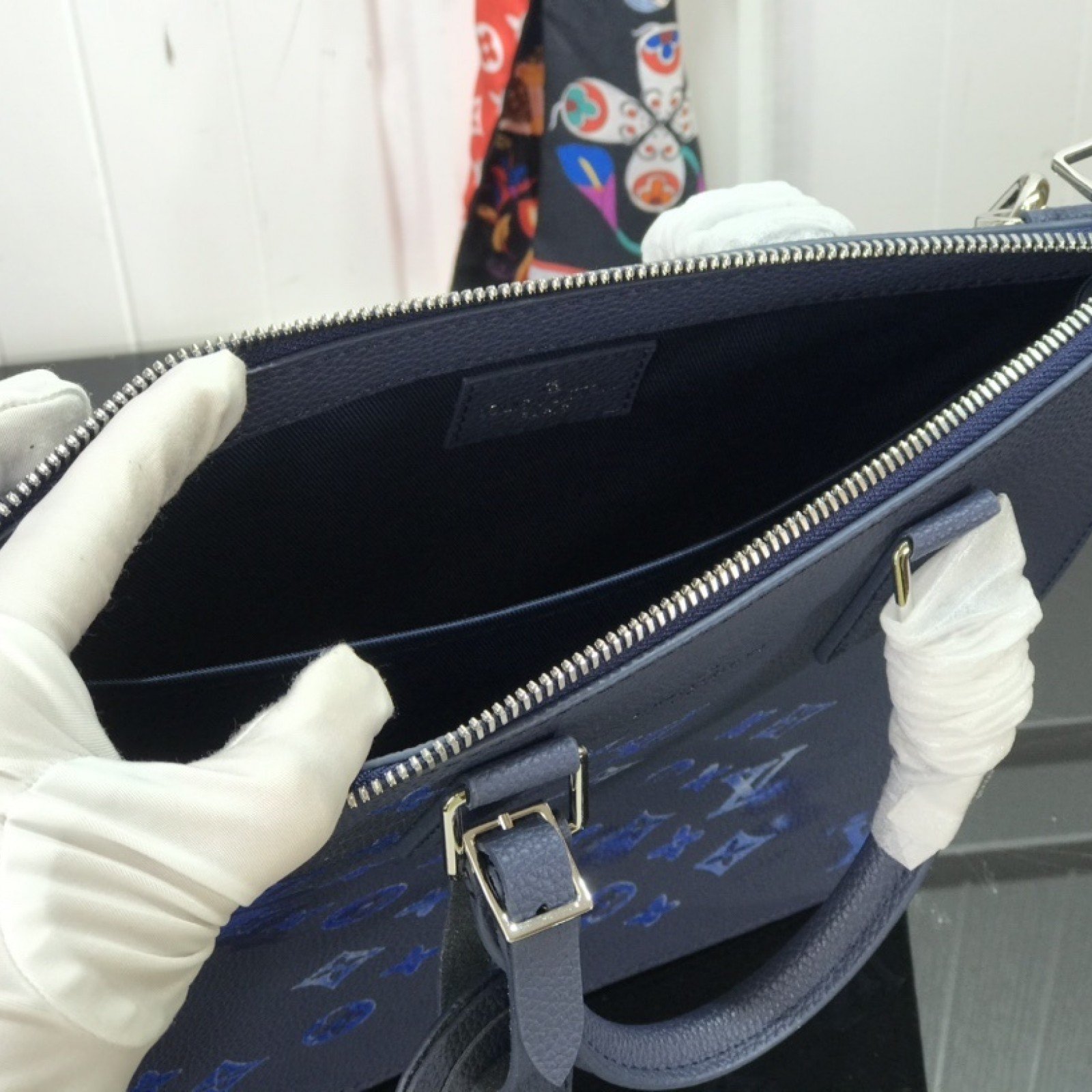 LV SAC PLAT ZIPPE M57843