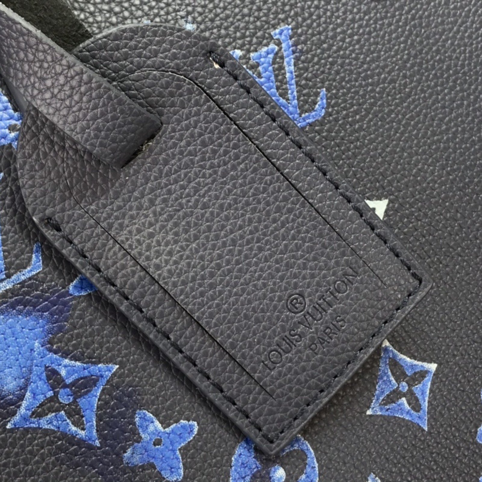 LV SAC PLAT ZIPPE M57843