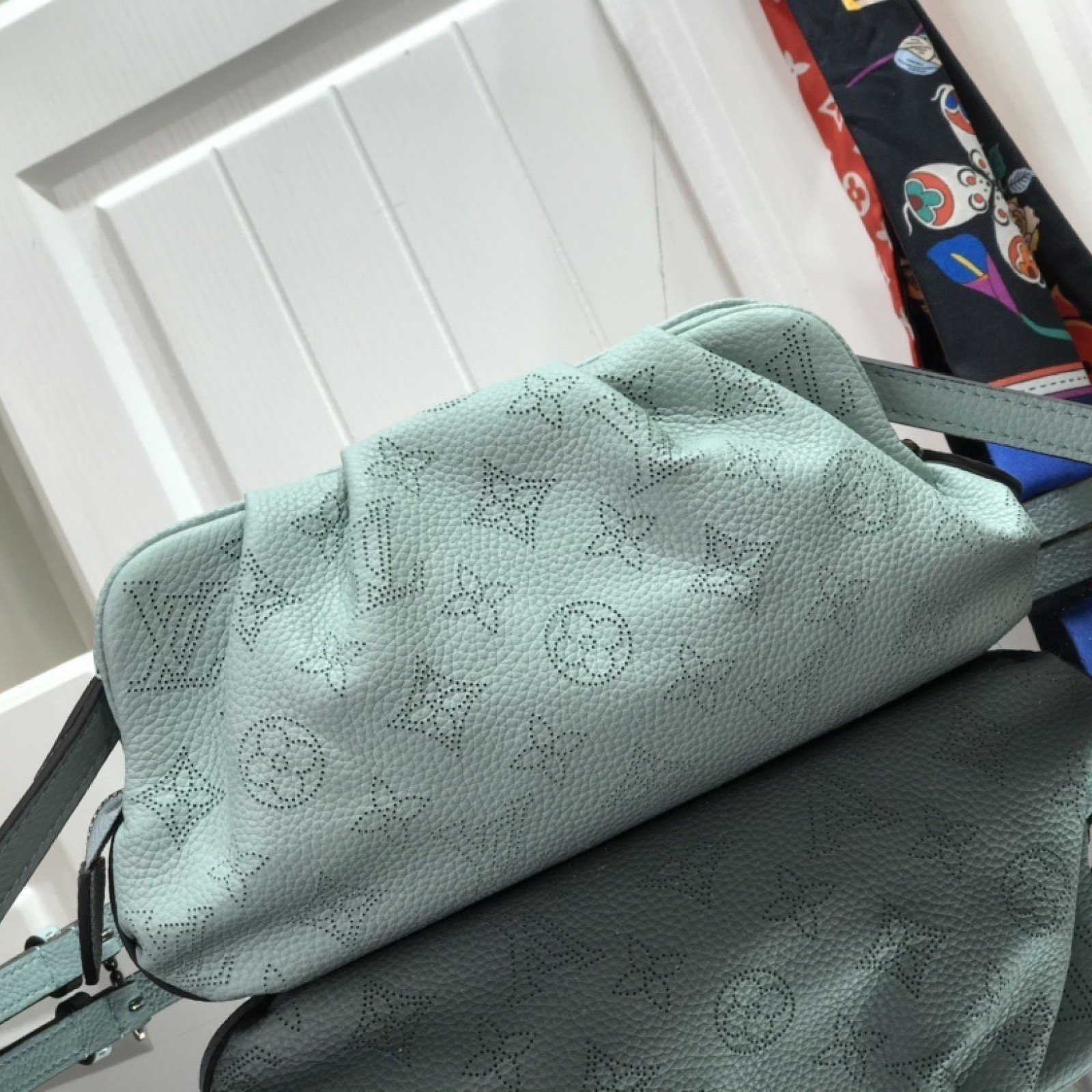 LV SCALA MINI POUCH M80092