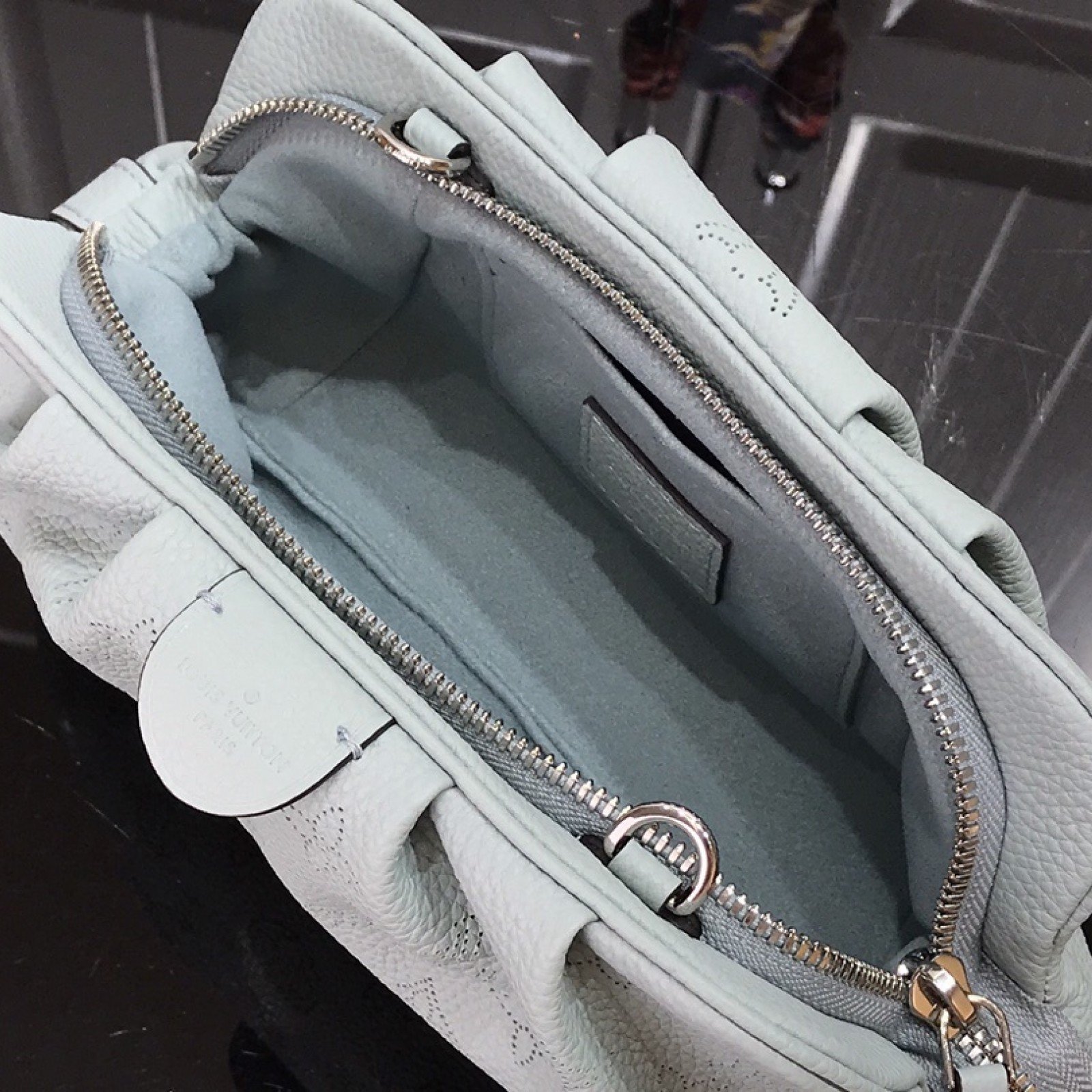 LV SCALA MINI POUCH M80092