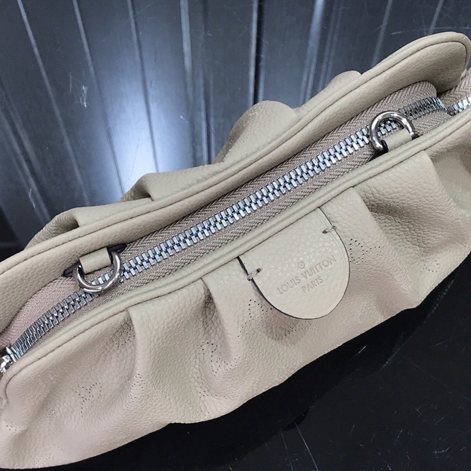 LV SCALA MINI POUCH M80092