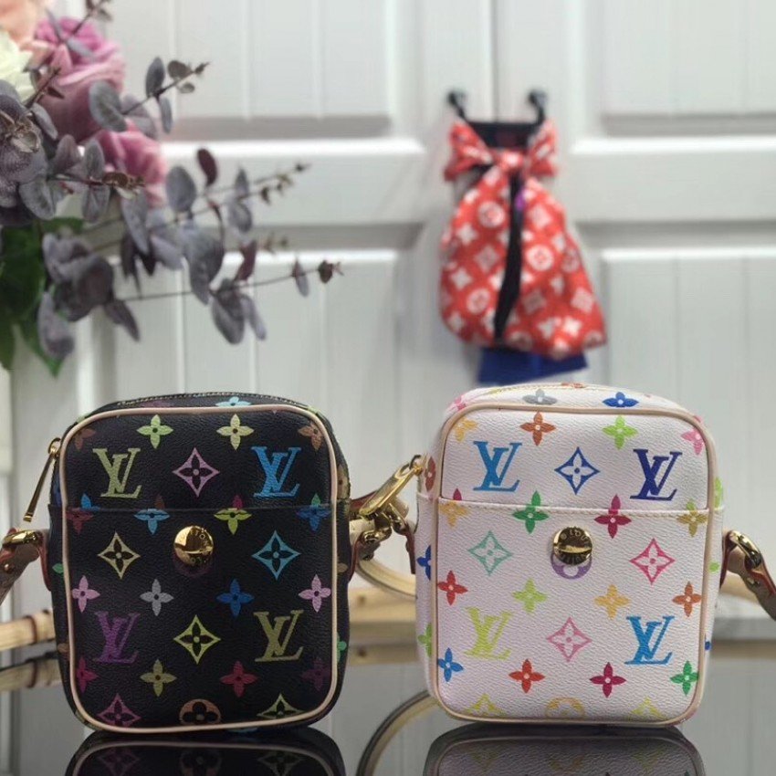 LV SHOULDER BAG M40055