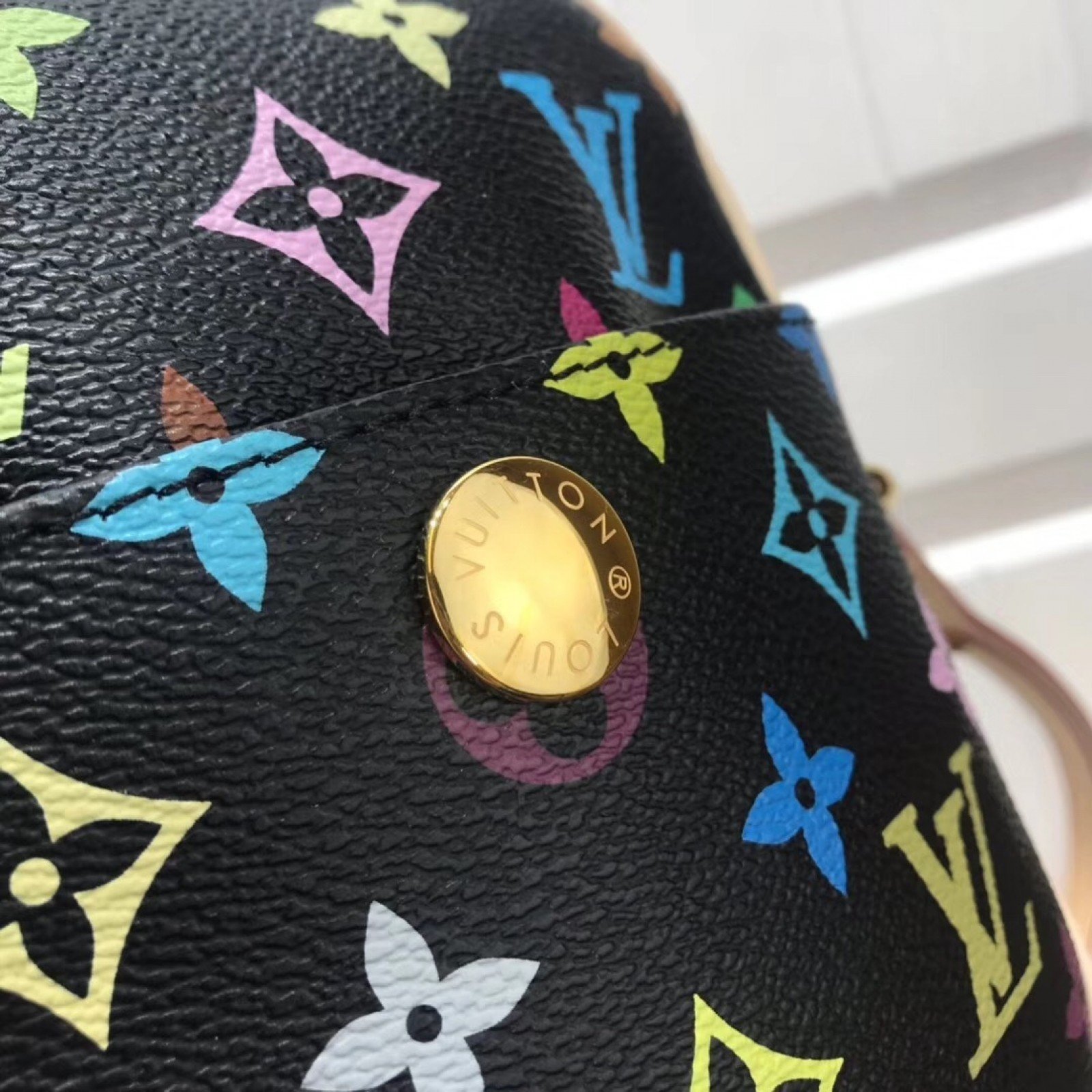 LV SHOULDER BAG M40055