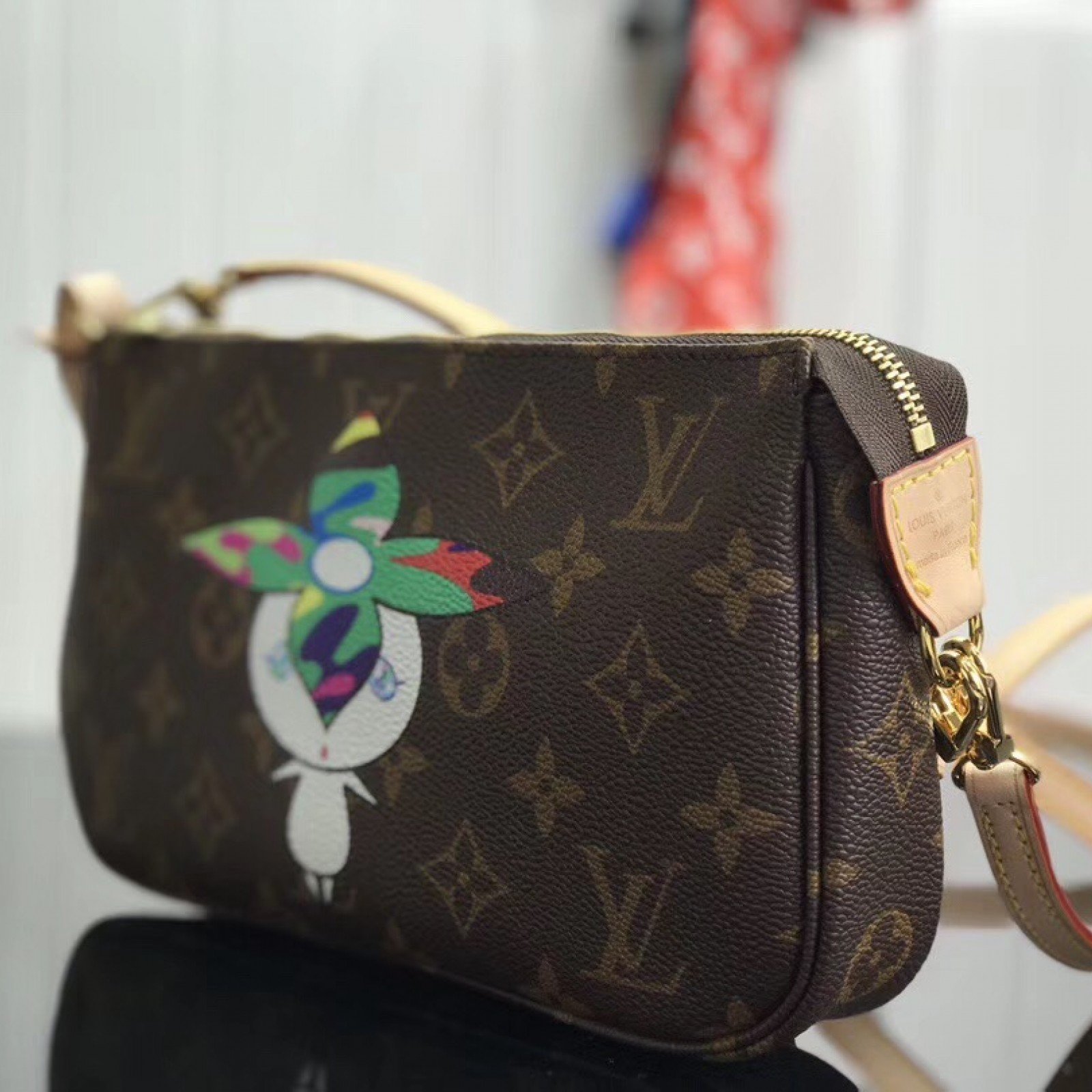 LV SHOULDER BAG M51980