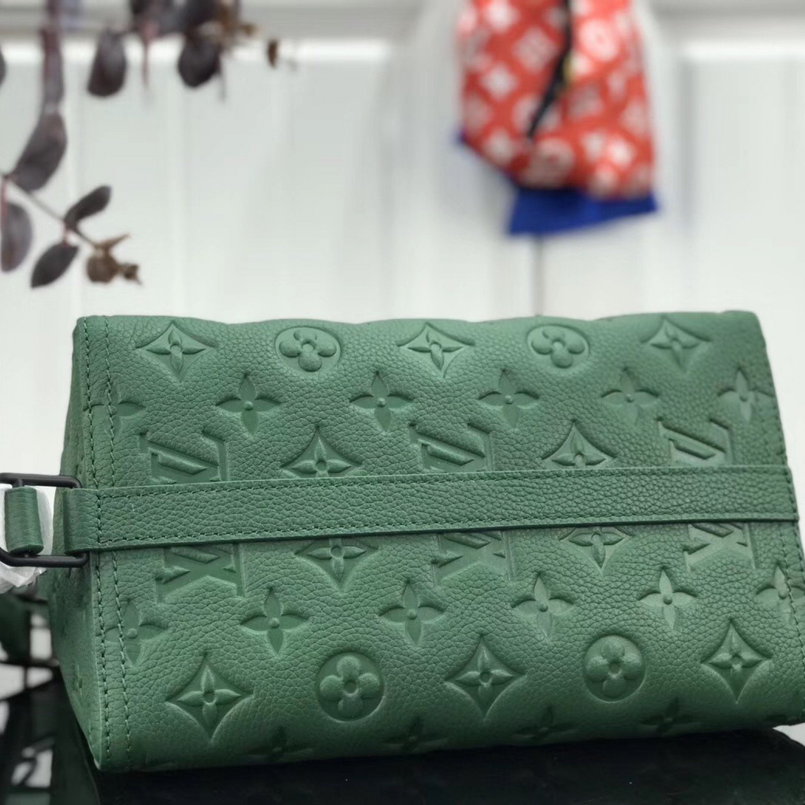 LV SHOULDER BAG M54330YH