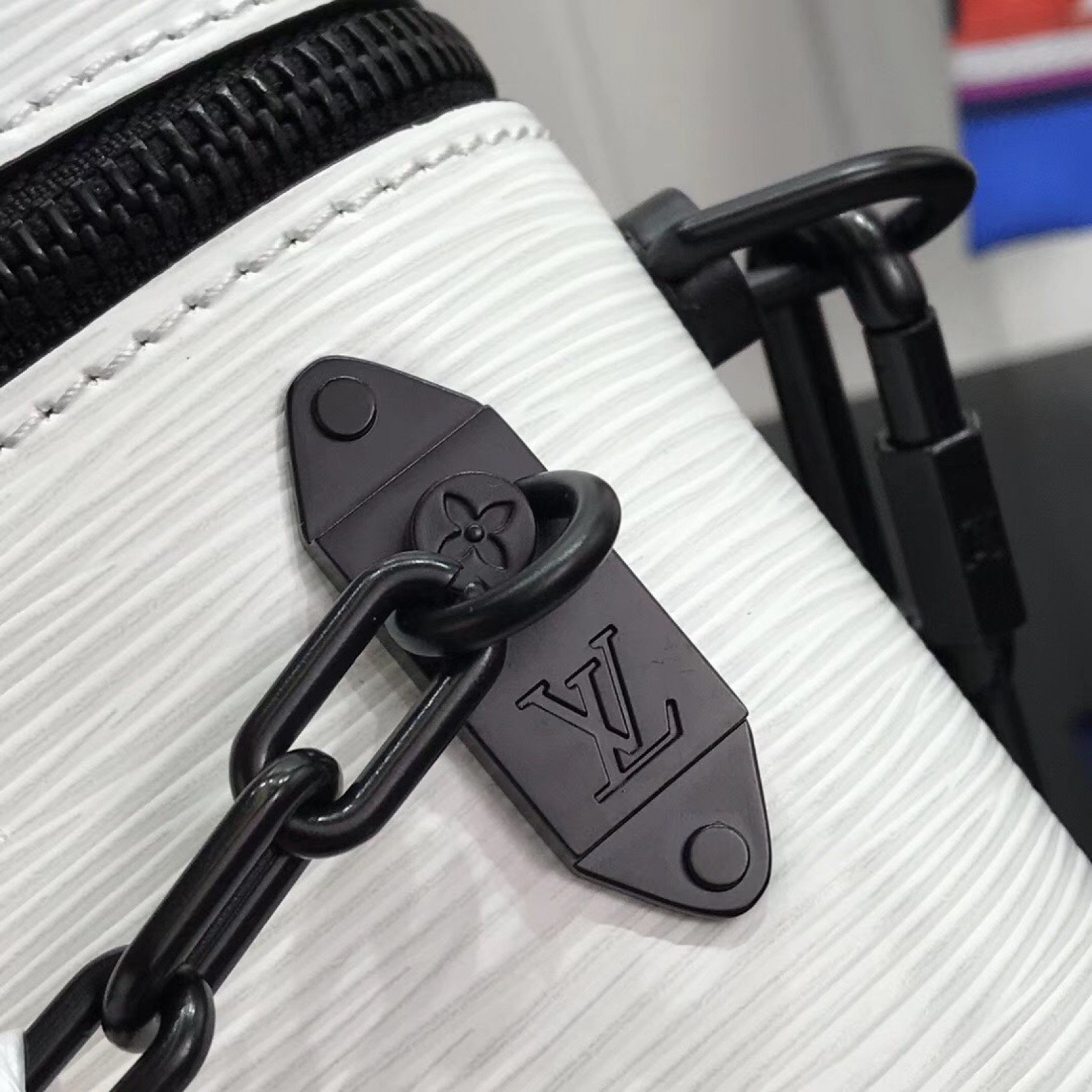 LV SHOULDER BAG M61112CB