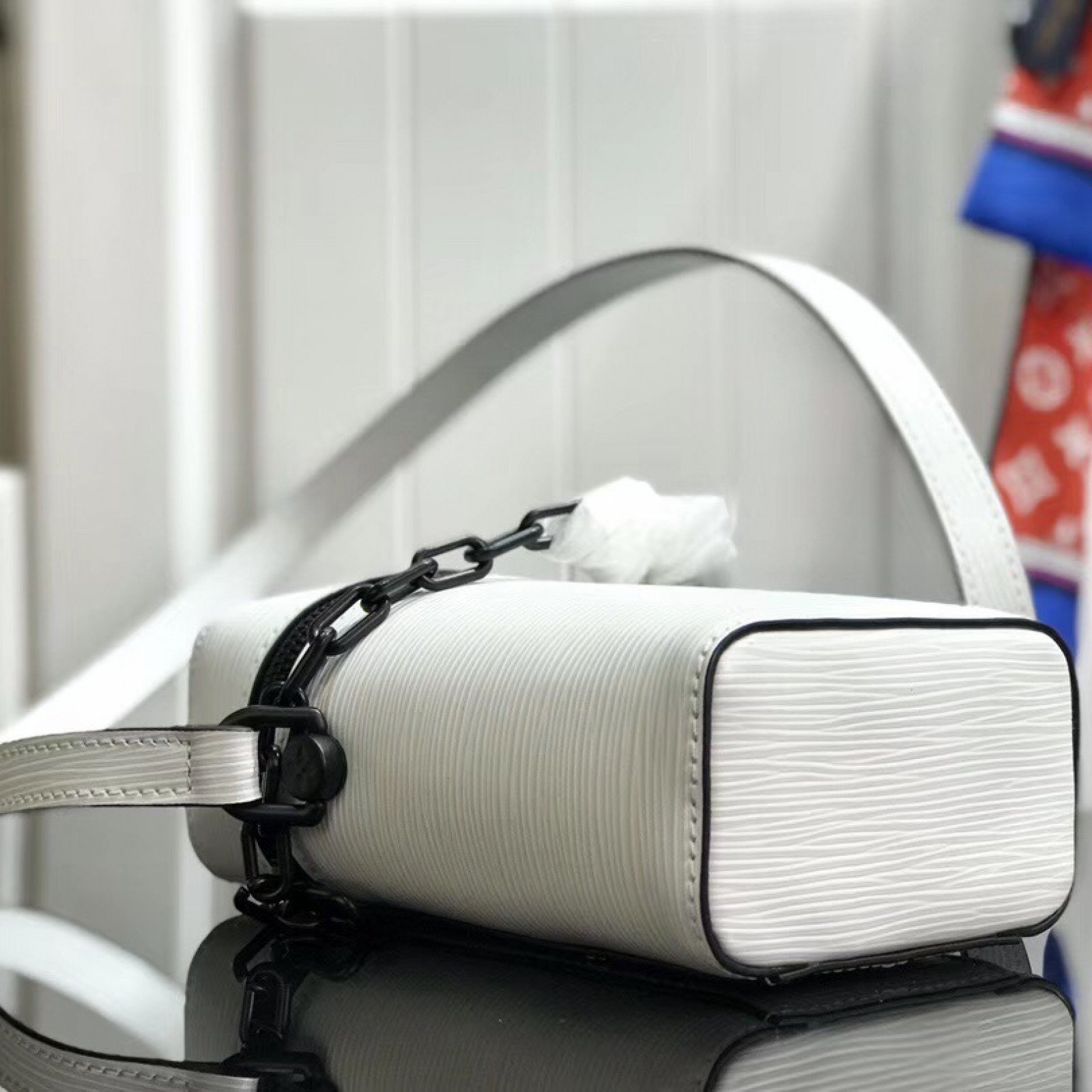 LV SHOULDER BAG M61112CB