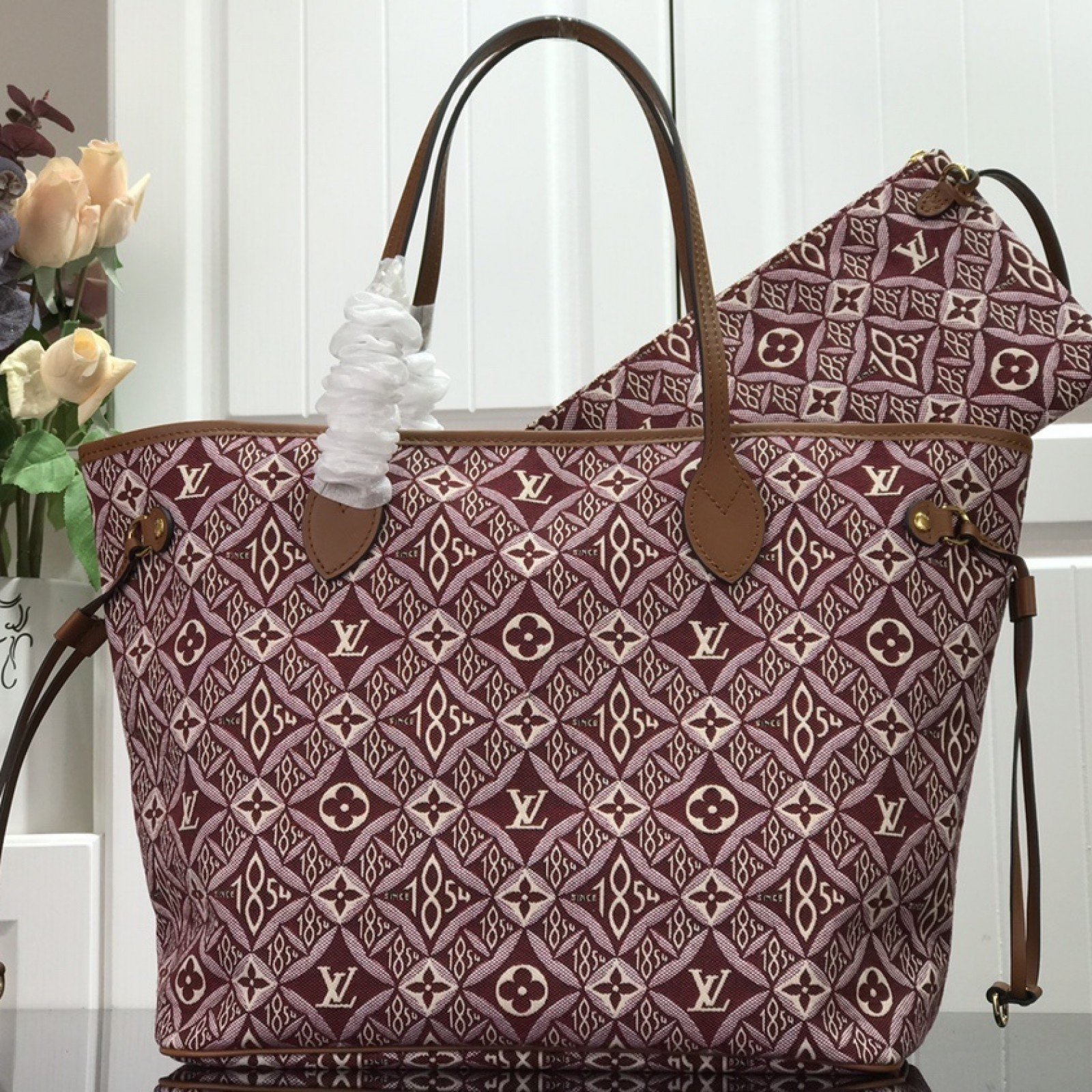 LV SINCE 1854 NEVERFULL MM M57230