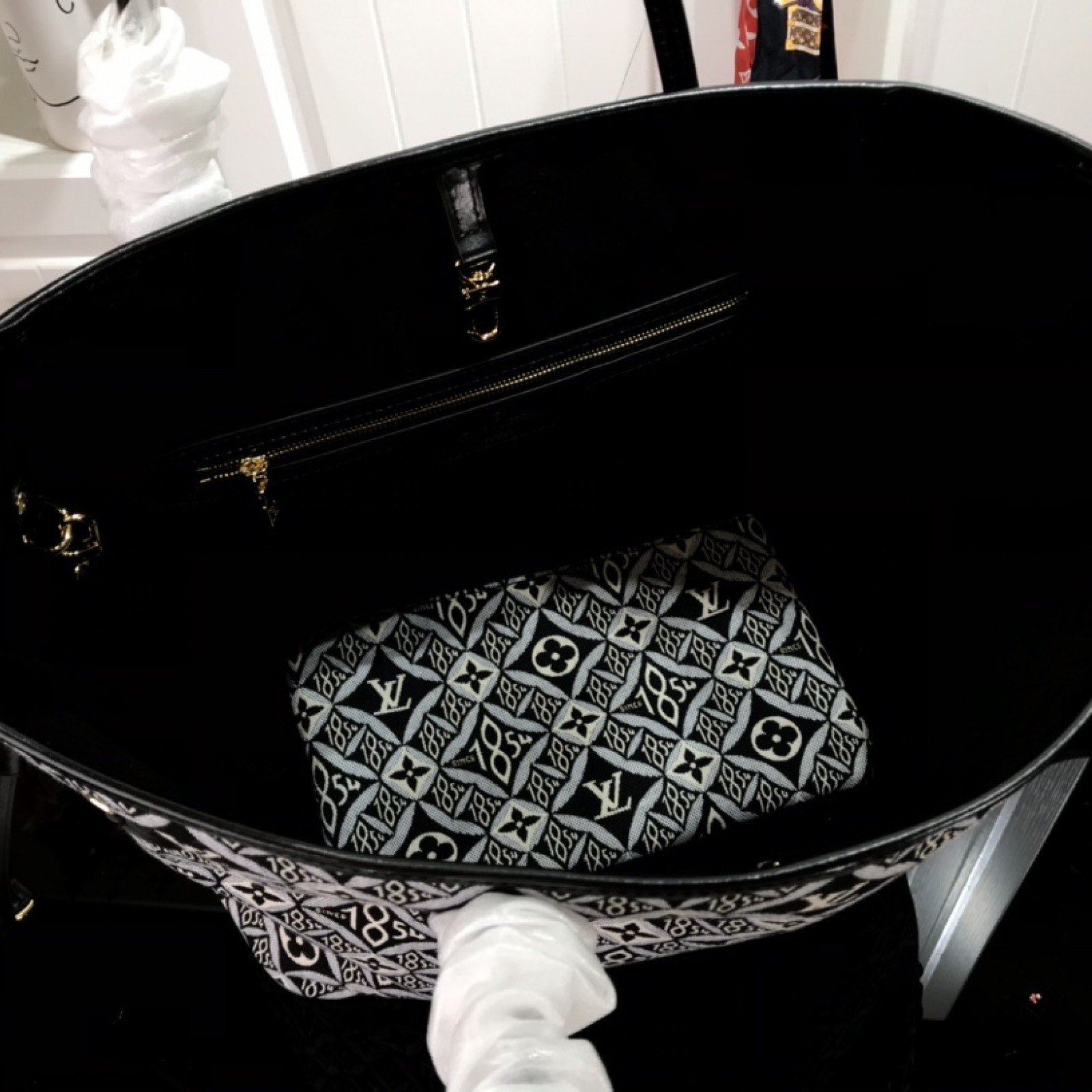 LV SINCE 1854 NEVERFULL MM M57230
