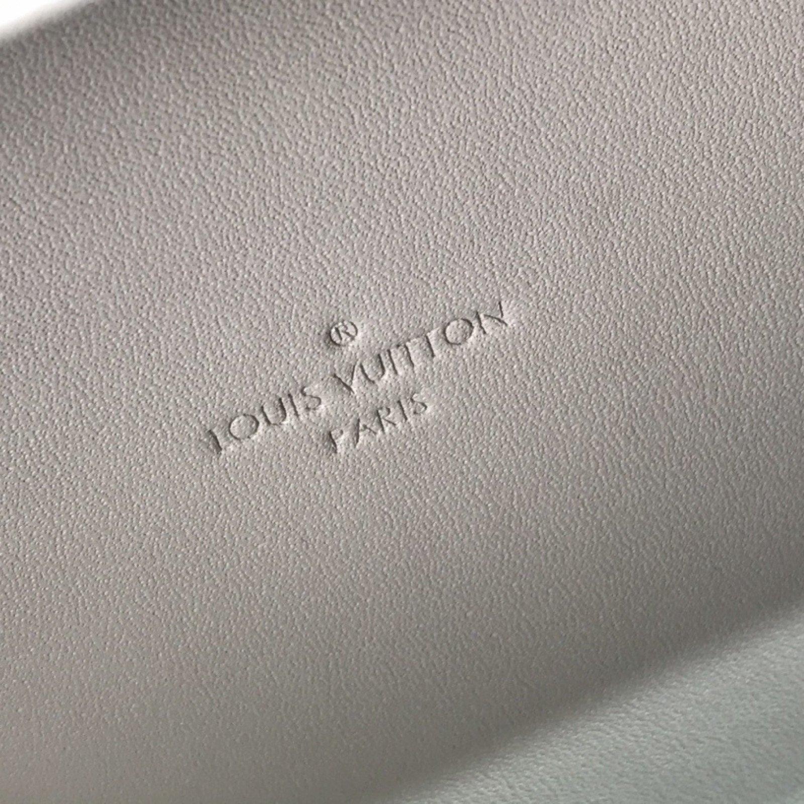 LV SOFT TRUNK M20233