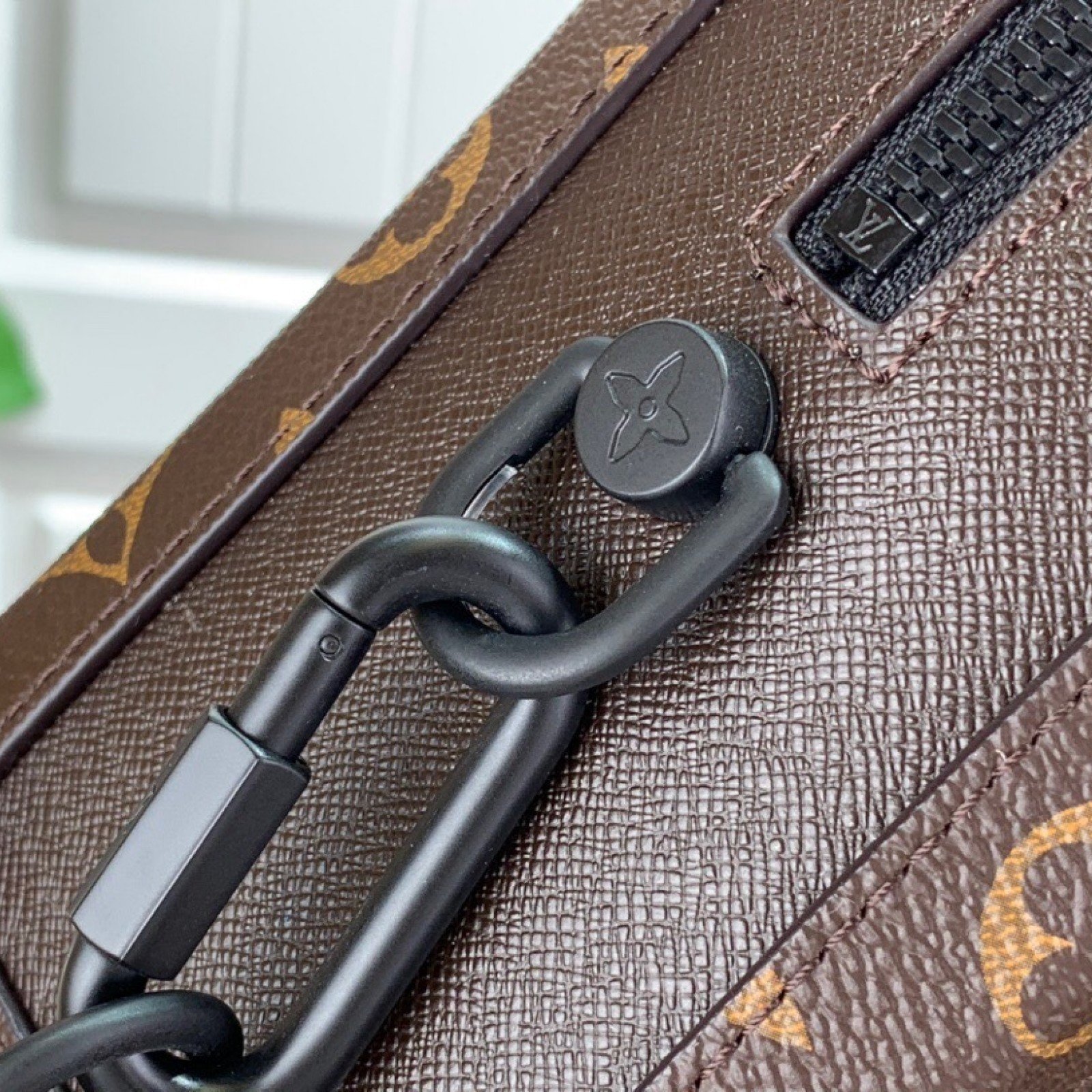 LV SOFT TRUNK M30582